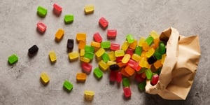 Gelamyl gummies on table_3